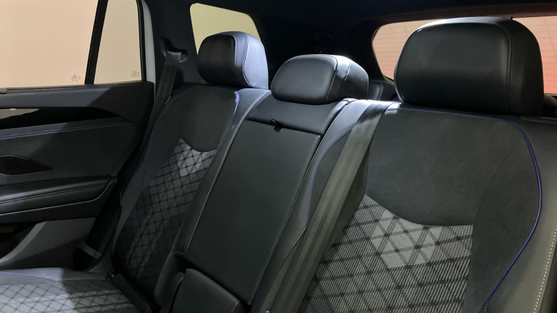 Volkswagen Tayron 1.5 eTSI R-Line 5dr DSG7 [7 Seat] Petrol Estate